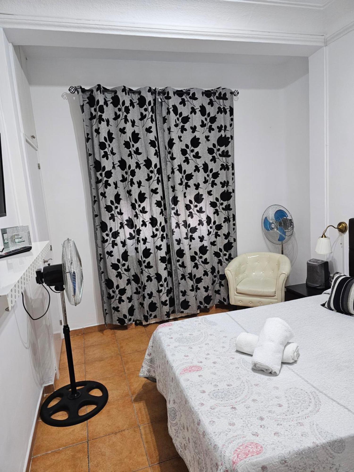 Apartamento Doble Exterior En La Gran Via #45 De Madrid 7-2 Bagian luar foto