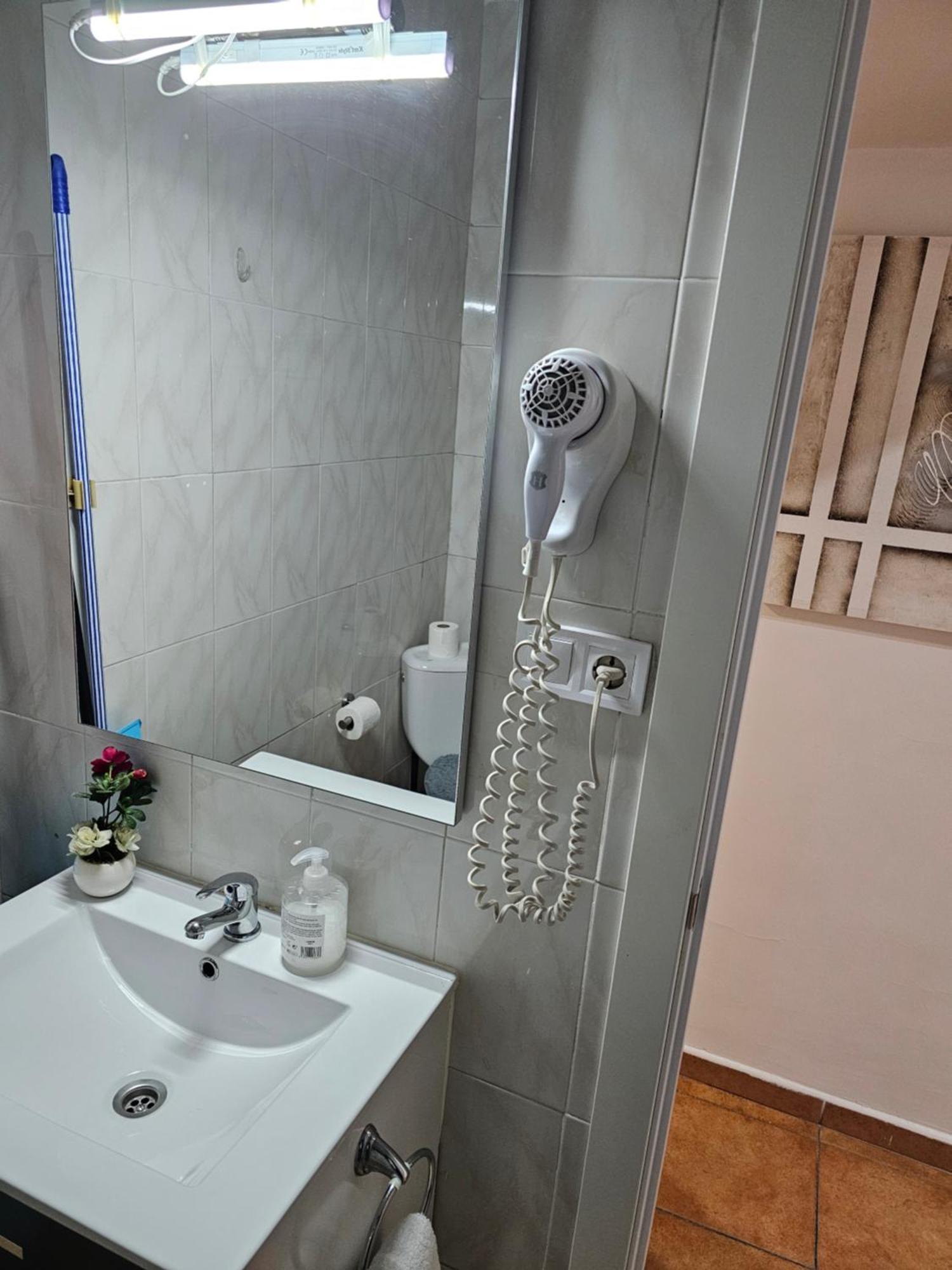 Apartamento Doble Exterior En La Gran Via #45 De Madrid 7-2 Bagian luar foto